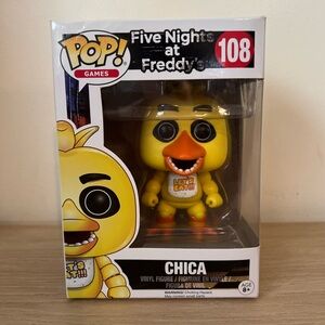 FUNKO POP! GAMES FIVE NIGHTS AT FREDDY'S (CHICA #108) VINYL FIGURE PRE-OWNED